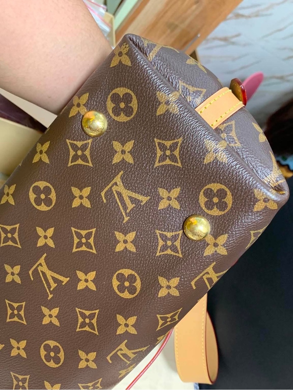 Louis Vuitton Carry all - Picture 9 of 15